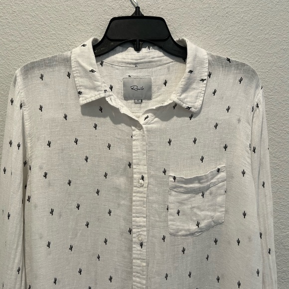 Rails Linen Blend Gauze Top Crinkle Fabric Button Front Novelty Cactus Print S - Picture 3 of 10